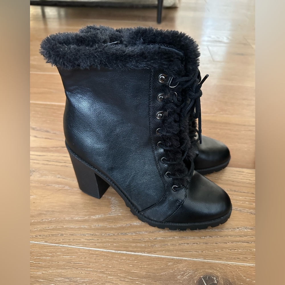 Express furry lace up boots